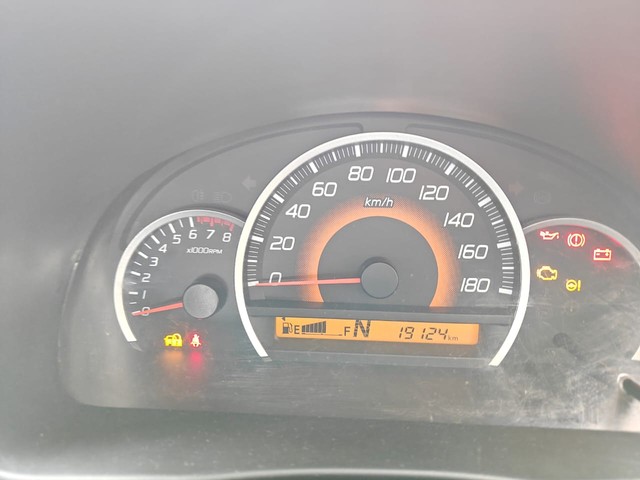 Second-hand 2016 Maruti Suzuki Wagon R AMT VXI for sale in Jhansi-4