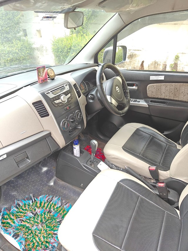 Second-hand 2016 Maruti Suzuki Wagon R AMT VXI for sale in Jhansi-7