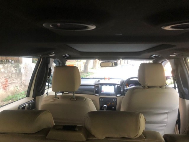 Second-hand 2017 Ford Endeavour 3.2 Titanium AT 4X4 for sale in New Delhi-8