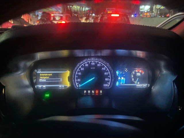 Second-hand 2017 Ford Endeavour 3.2 Titanium AT 4X4 for sale in New Delhi-4