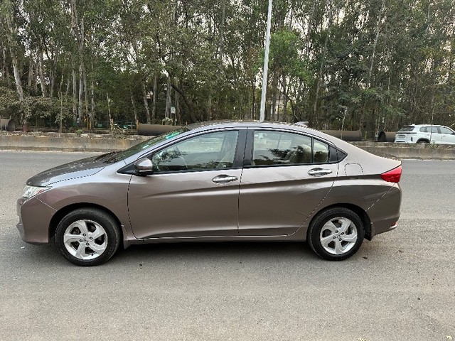 Honda City i VTEC V Second-hand 2014 Honda City i VTEC V for sale in Nashik-3
