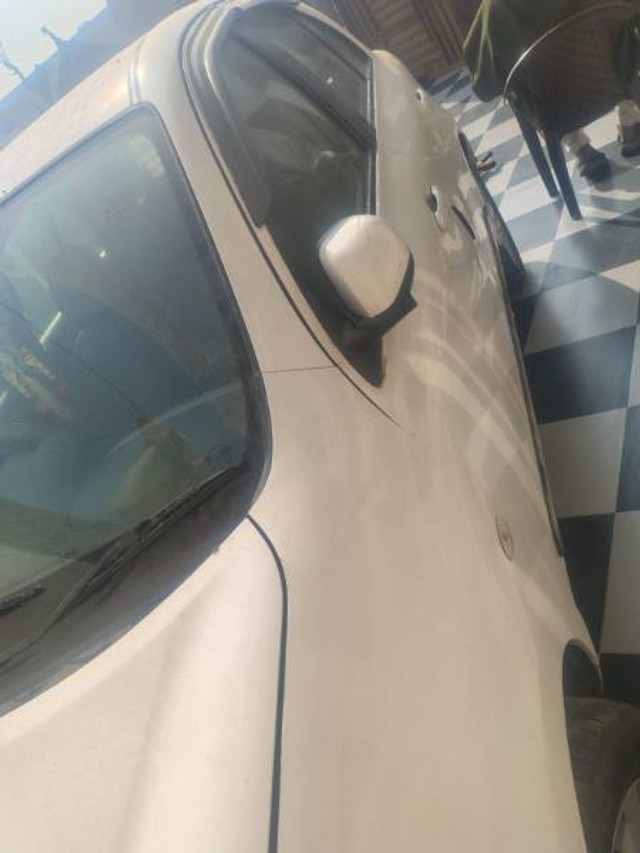Second-hand 2012 Nissan Micra Diesel XV Premium for sale in Kaithal-4