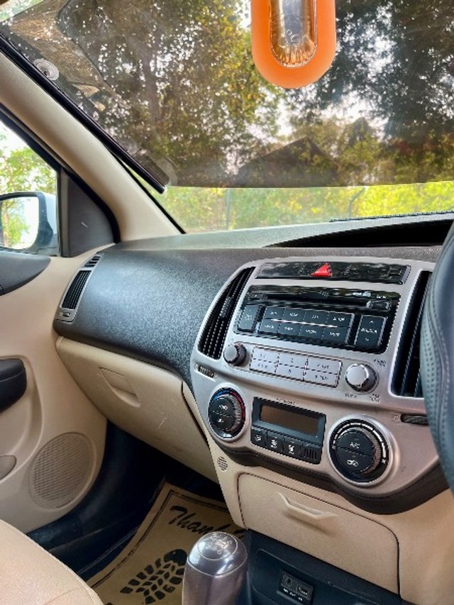 Second-hand 2012 Hyundai i20 1.4 CRDi Magna for sale in Bharuch-7