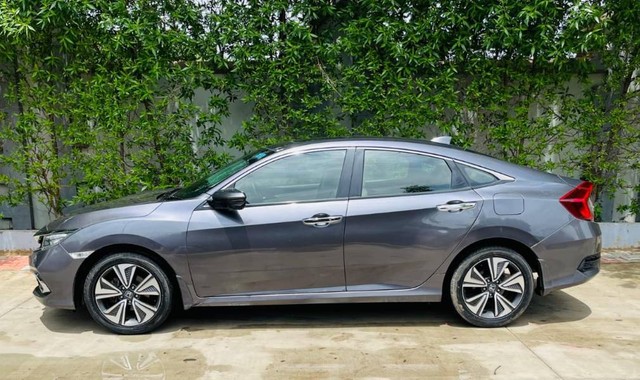 Second-hand 2019 Honda Civic ZX BSIV for sale in Himatnagar-1