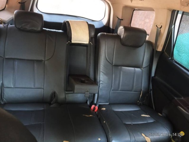 Second-hand 2014 Mahindra XUV500 W6 2WD for sale in Gwalior-2