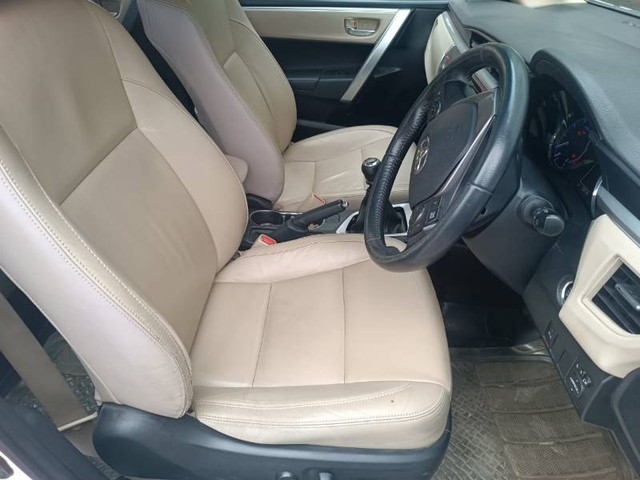 Second-hand 2016 Toyota Corolla Altis 1.8 J for sale in Basti-7