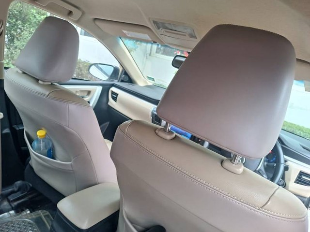 Second-hand 2016 Toyota Corolla Altis 1.8 J for sale in Basti-4