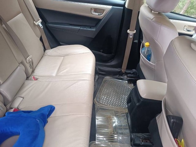 Second-hand 2016 Toyota Corolla Altis 1.8 J for sale in Basti-9