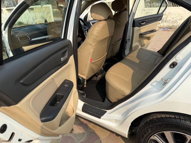 Second-hand 2024 Honda Amaze 2nd Gen VX CVT for sale in Anand-7