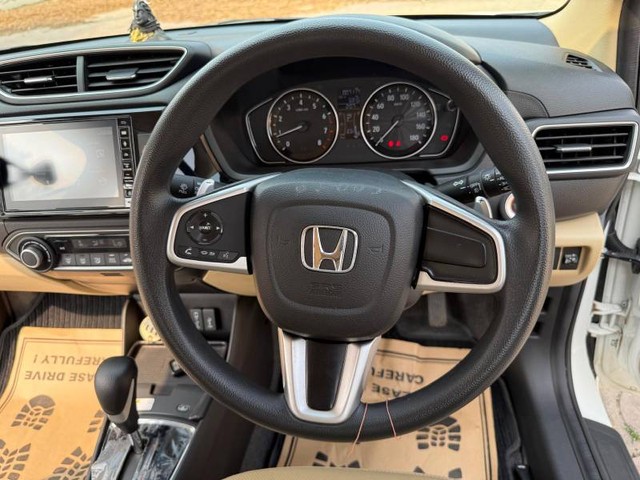 Second-hand 2024 Honda Amaze 2nd Gen VX CVT for sale in Anand-8