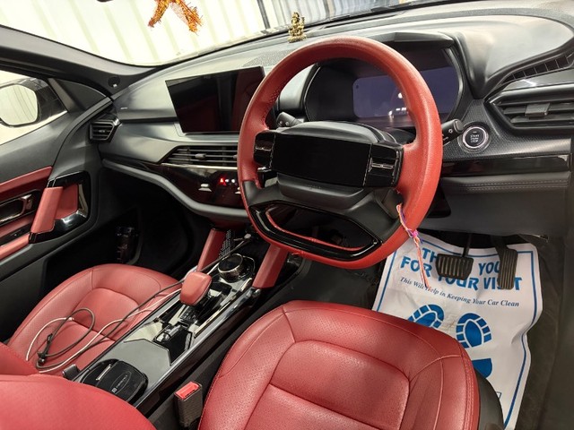 Tata Safari Accomplished Plus Dark Second-hand 2024 Tata Safari Accomplished Plus Dark for sale in Medak District-11