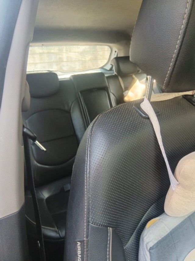 Second-hand 2015 Hyundai Creta 1.6 CRDi SX for sale in Faizabad-3