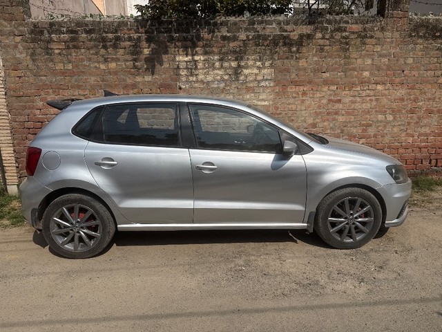 Volkswagen Polo 1.2 MPI Comfortline Second-hand 2017 Volkswagen Polo 1.2 MPI Comfortline for sale in Rohtak-1