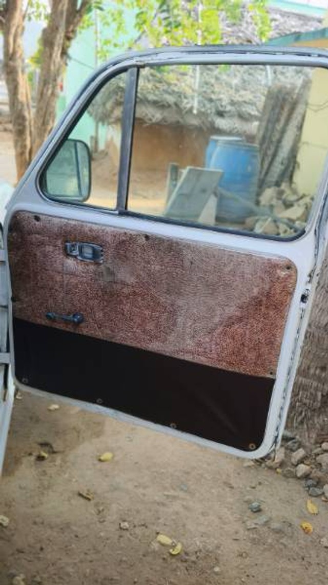 Ambassador Classic 2000 Dsz Second-hand 2007 Ambassador Classic 2000 Dsz for sale in Perambalur-4