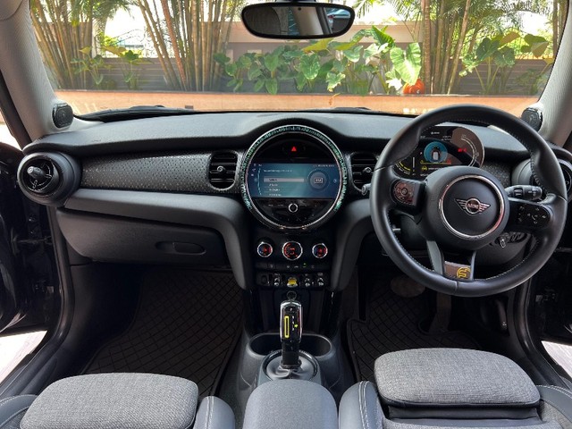 Mini Cooper SE Electric - Photo 9