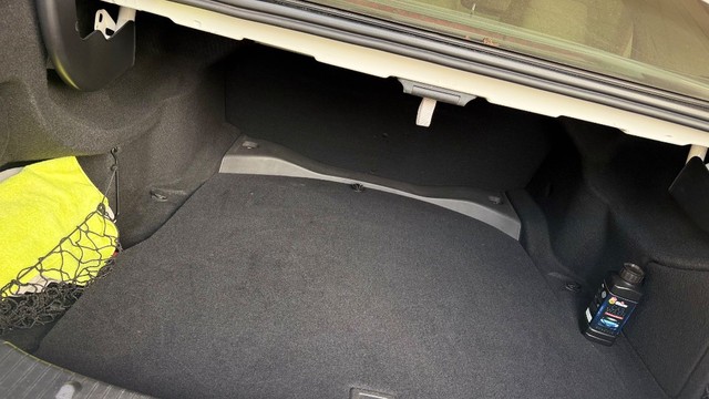 Second-hand 2013 Mercedes-Benz E-Class 220 CDI for sale in Kozhikode-2