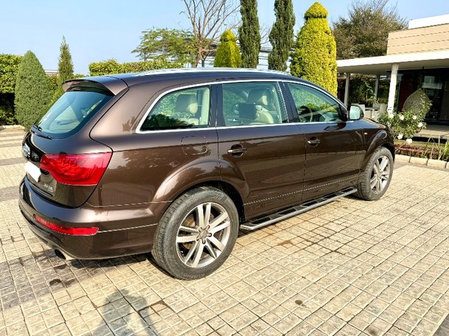 Second-hand 2015 Audi Q7 35 TDI Quattro Premium for sale in Ludhiana-7