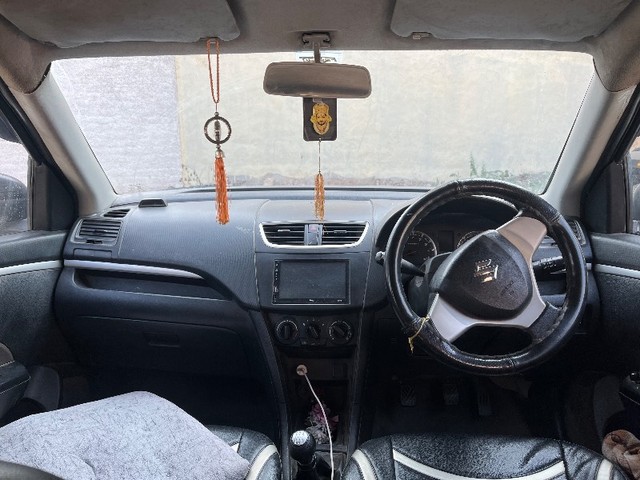 Second-hand 2017 Maruti Suzuki Swift VXI for sale in Mandsaur-2