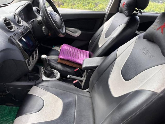 Second-hand 2014 Ford Figo Diesel Titanium for sale in Jorhat-4