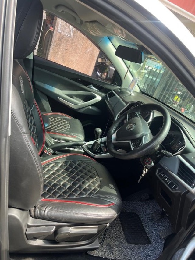 Second-hand 2020 MG Hector Super MT for sale in Chennai-1