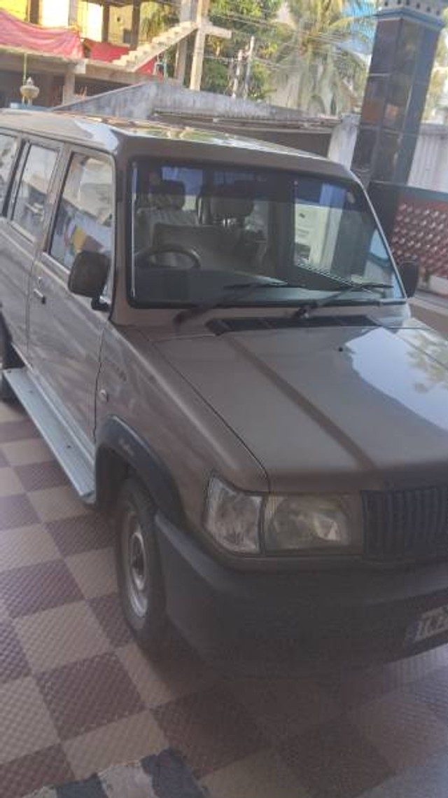 Second-hand 2003 Toyota Qualis FS F5 for sale in Kanchipuram-3