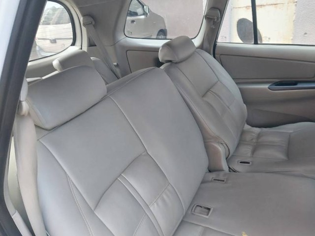 Second-hand 2011 Toyota Innova 2.5 GX 8 STR for sale in Ahmedabad-3