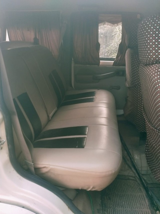 Mahindra Bolero SLX Second-hand 2012 Mahindra Bolero SLX for sale in Surendranagar-9