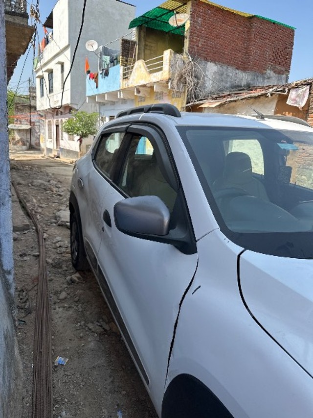 Second-hand 2017 Renault KWID 1.0 RXT for sale in Bhilwara-4