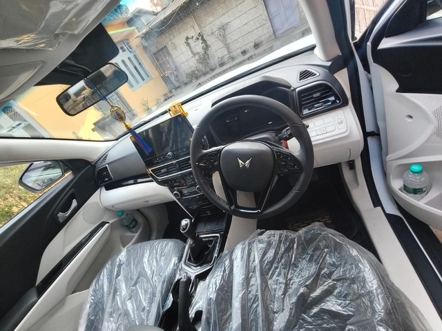 Second-hand 2024 Mahindra XUV 3XO AX5 for sale in Hojai-2