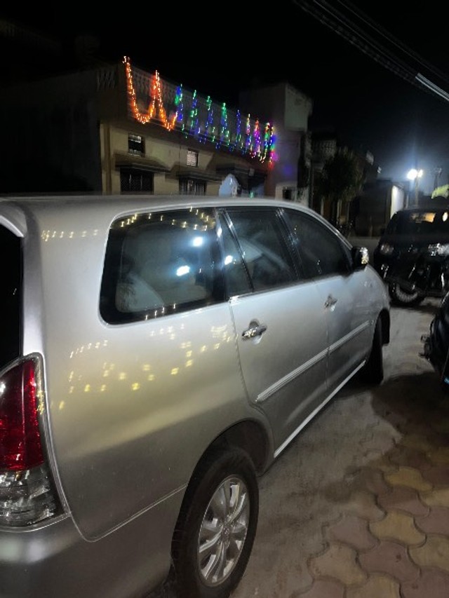 Second-hand 2012 Toyota Innova 2.5 VX 8 STR for sale in Udaipur-1