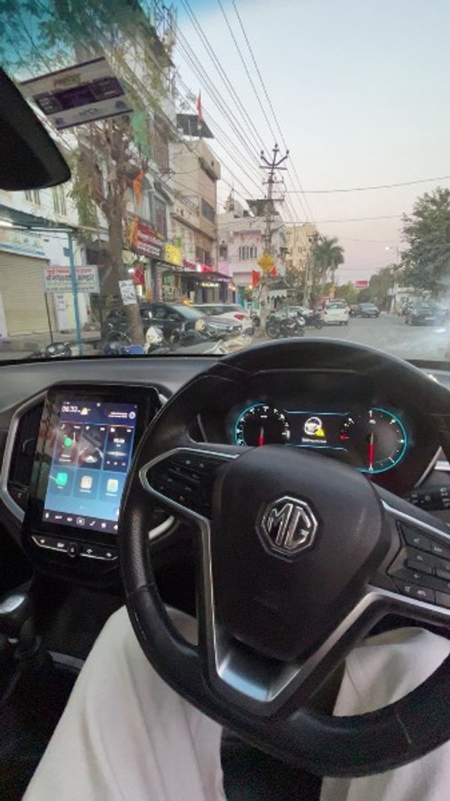 Second-hand 2021 MG Hector Sharp Diesel MT for sale in Bhilwara-3