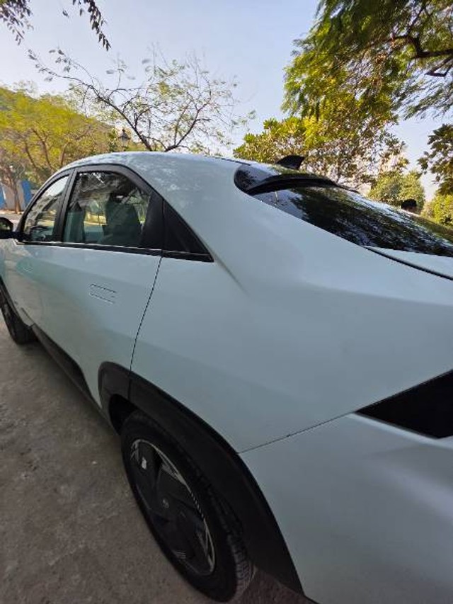 Tata Curvv EV Empowered Plus 55 - Photo 4