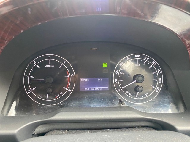 Toyota Innova Crysta 2.4 G MT 8S BSIV Second-hand 2018 Toyota Innova Crysta 2.4 G MT 8S BSIV for sale in Chandigarh-4