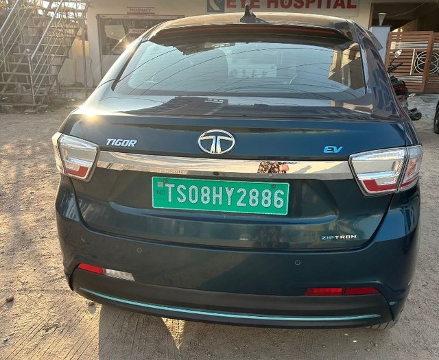 Second-hand 2022 Tata Tigor EV XZ Plus for sale in Patancheru-2