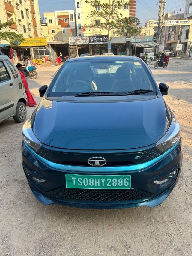 Second-hand 2022 Tata Tigor EV XZ Plus for sale in Patancheru-0