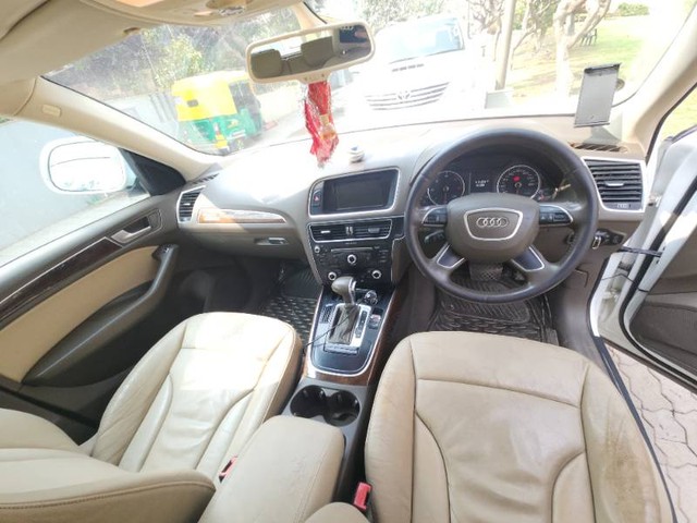 Second-hand 2015 Audi Q5 2.0 TDI Premium Plus for sale in Ahmedabad-3