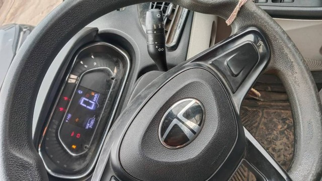 Tata Tigor XZ CNG Second-hand 2024 Tata Tigor XZ CNG for sale in Bharatpur-12