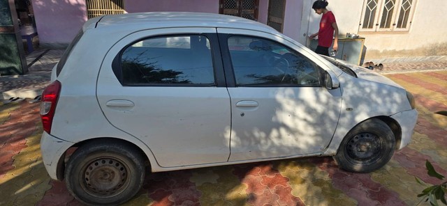 Second-hand 2014 Toyota Etios Liva GD for sale in Sikar-1