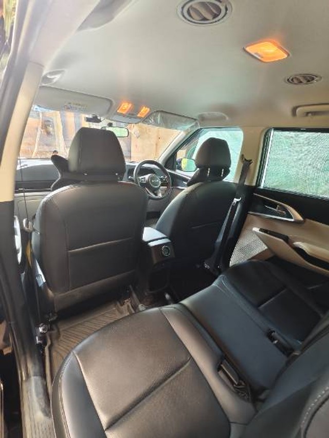 Second-hand 2024 Kia Carens Premium Opt for sale in Udupi-3