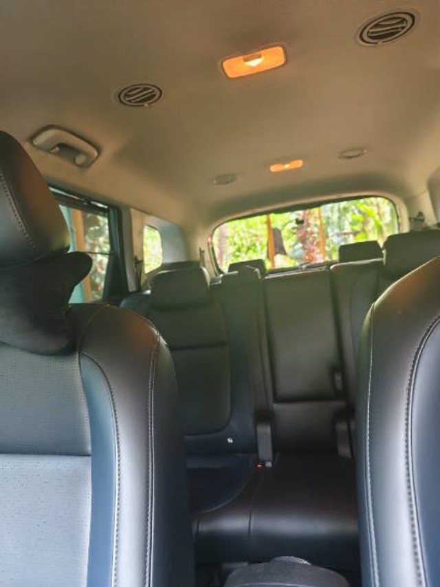 Second-hand 2024 Kia Carens Premium Opt for sale in Udupi-5