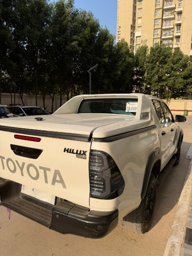 Second-hand 2024 Toyota Hilux STD for sale in Ghaziabad-3