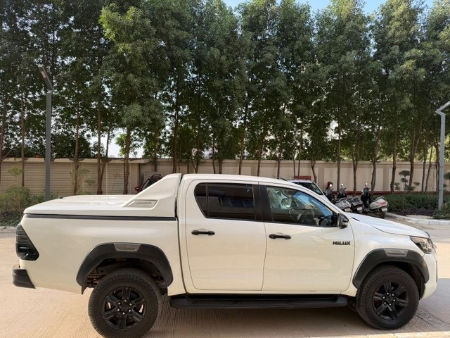 Second-hand 2024 Toyota Hilux STD for sale in Ghaziabad-5