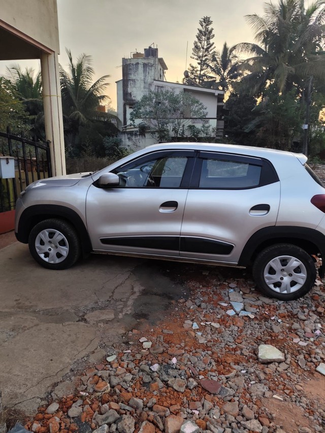 Second-hand 2023 Renault KWID 1.0 RXT BSVI for sale in Belgaum-5