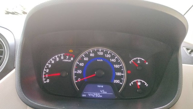 Second-hand 2019 Hyundai Grand i10 Magna CNG for sale in Zirakpur-4