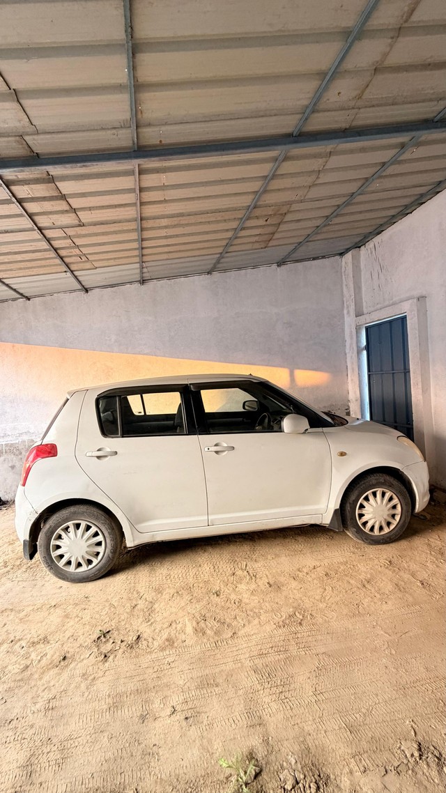 Second-hand 2011 Maruti Suzuki Swift VDI for sale in Gorakhpur-6