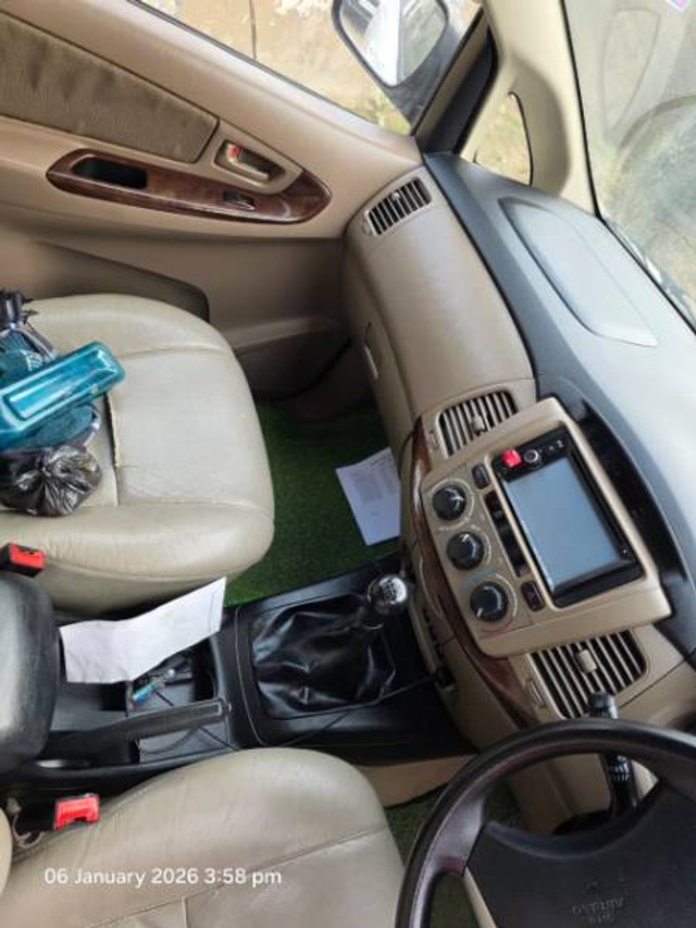 Second-hand 2015 Toyota Innova 2.5 G (Diesel) 7 Seater BS IV for sale in Ambedkar Nagar-5