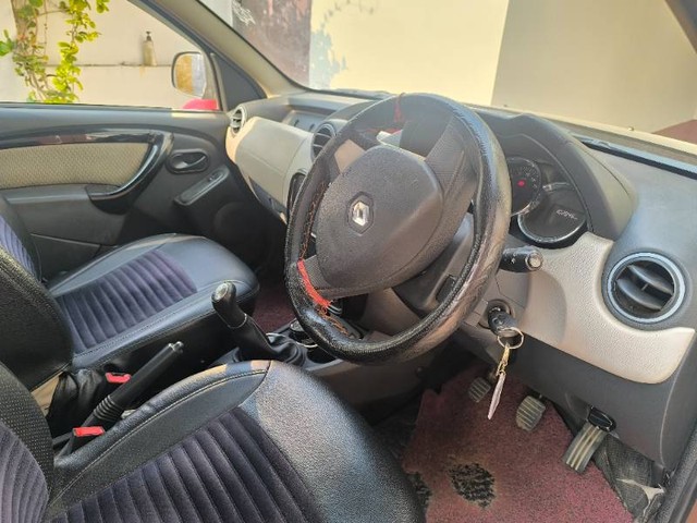 Second-hand 2015 Renault Duster 85PS Diesel RxL for sale in Bodh Gaya-5