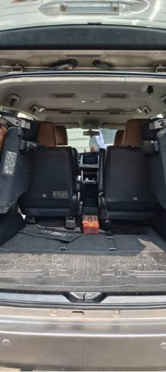 Second-hand 2016 Toyota Innova 2.5 G (Diesel) 7 Seater BS IV for sale in Mumbai