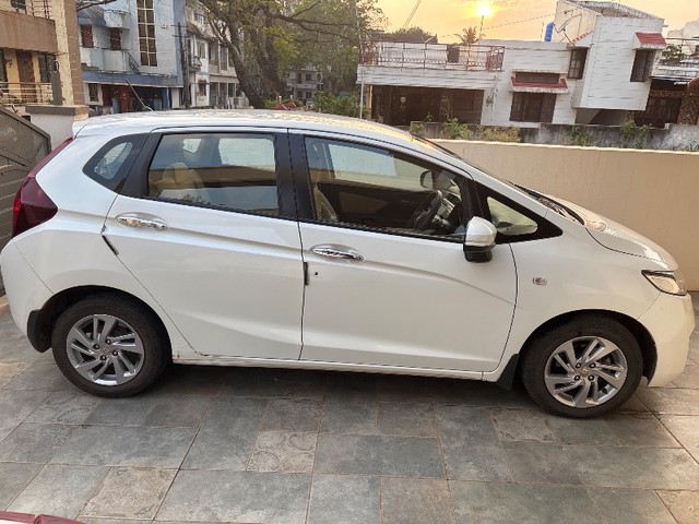 Second-hand 2018 Honda Jazz V CVT for sale in Belgaum-1
