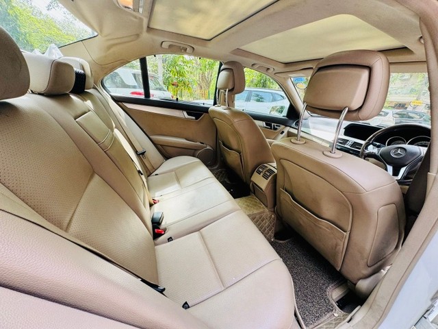 Second-hand 2013 Mercedes-Benz C-Class C 200 BE Classic for sale in New Delhi-3